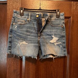 Universal Thread Frayed Hem Jean Shorts